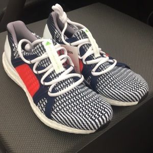 Women’s Adidas Ultra Boost Sneaker